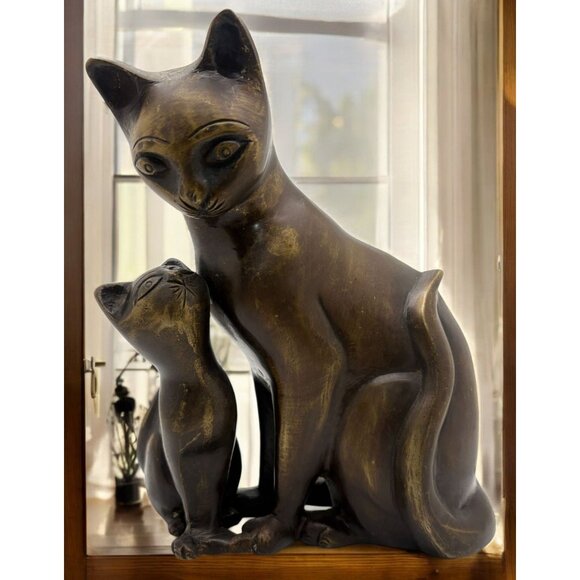 Vintage Bronze Style Mamma Cat & Kitten Figurine Sculpture - Picture 1 of 12